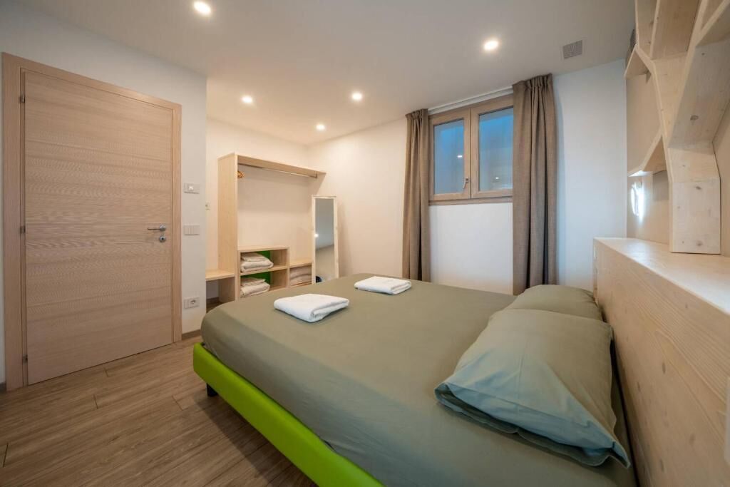 Lägenhet - uteplats - utsikt mot trädgården