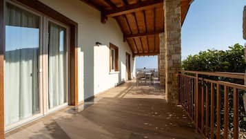 Apartment, Balkon, Gartenblick | Terrasse/Patio