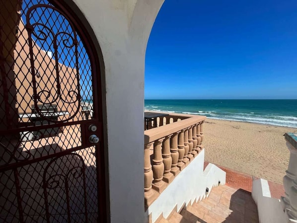 Property grounds - Comfortable Beachfront Condo Las Palmas II 11 B (Puerto Peñasco)