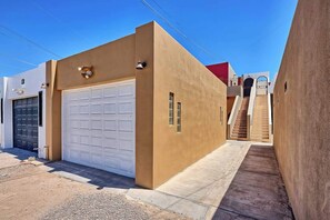 Exterior - Spacious Beachfront Condo Las Palmas II 11A (Puerto Peñasco)