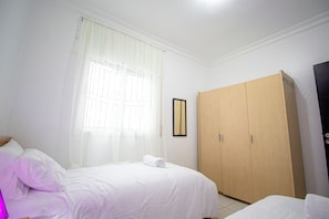 3 chambres, fer et planche Ă repasser, lit parapluie, Wi-Fi gratuit