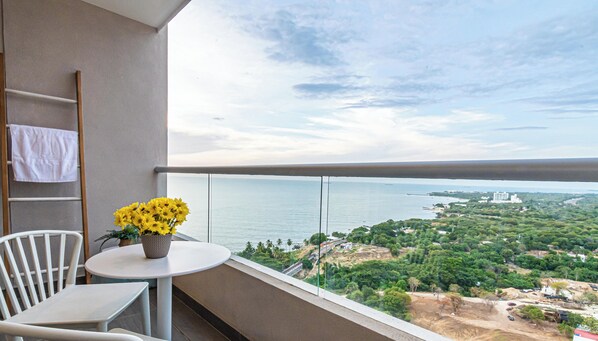 Terrace/patio - Loft panorámico con balón piso 21 (Santa Marta)