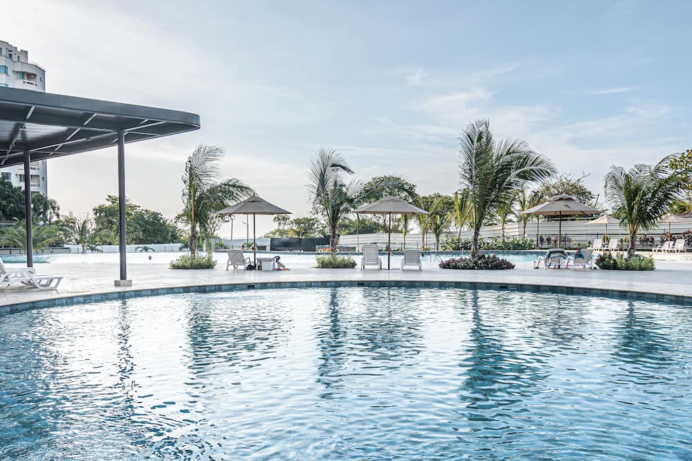 Santa Marina Apartments and Beach Club by Xarm Apartments