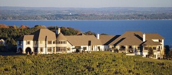 5BR Updated Home Next to Horse Show!