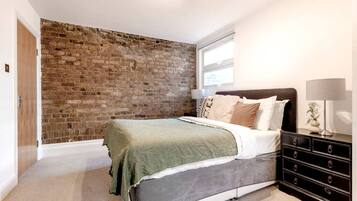 Desk, iron/ironing board, travel crib, free WiFi