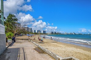 Beach - Cocomar Beach Escape,  Steps from the Ocean, Perfect for 2 (Carolina)