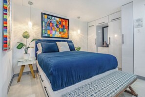 1 bedroom, iron/ironing board, free WiFi, bed sheets - Cocomar Beach Escape,  Steps from the Ocean, Perfect for 2 (Carolina)