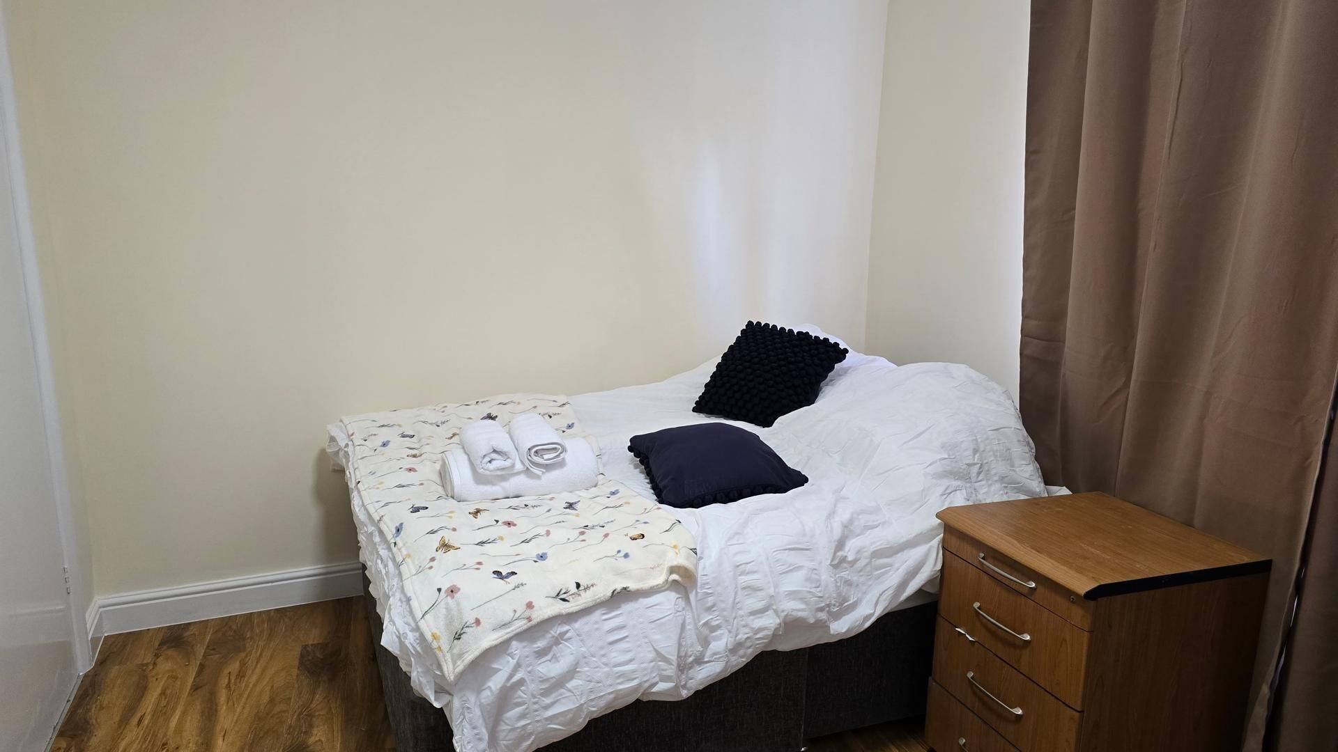 1 Schlafzimmer, kostenloses WLAN, Bettwäsche
