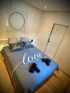 WiFi, bed sheets - N&L Signature - Ô Lodge (Mornas)