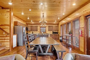 Dining - Private Movie Theater-Heated Indoor Pool-Arcade Lounge + Views! (Sevierville)