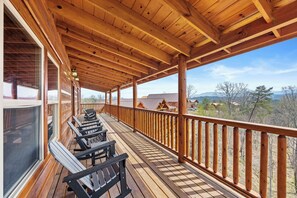 Property grounds - Arcade Lounge + Views + Private Movie Theater-Heated Indoor Pool (Sevierville)