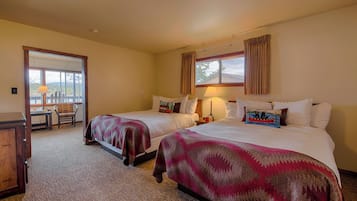 Deluxe Room, Lake View