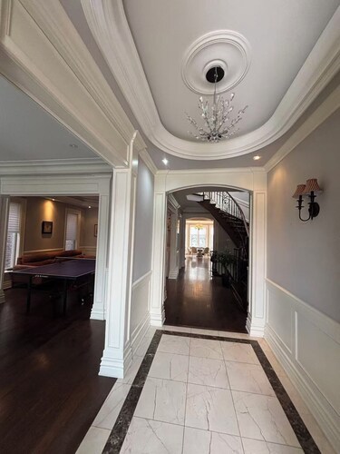Modern Private Ensuite Room 203 | Near Subway | Free Parking