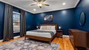 3 bedrooms, desk, iron/ironing board, free WiFi