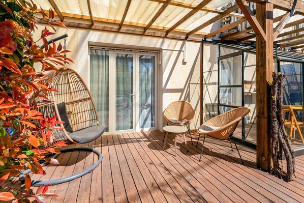 Terrace/patio - Holiday Home 'Villa Cosy - Jardin' with Wi-Fi and Air Conditioning (Salon-de-Provence)