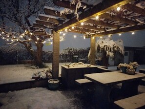 Outdoor dining - Vrbo Property (Sant'Antonino)