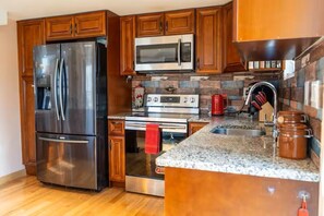 Private kitchen - Mountain-Lake Getaway with Hot Tub (Albrightsville)