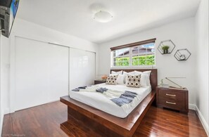 4 bedrooms, in-room safe, iron/ironing board, travel crib