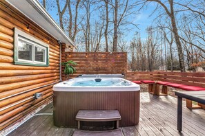 Terrace/patio - Log Cabin Retreat W/ Hot Tub in Poconos/Jim Thorpe (Albrightsville)