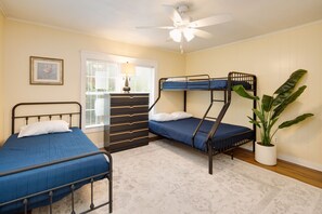 Room - Extended Stay Done Right (Bryan)