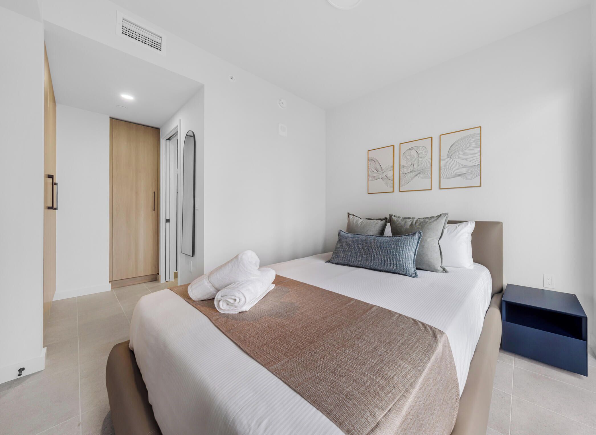 Condo, Balcony, City View | Premium bedding, blackout curtains, iron/ironing board, free WiFi