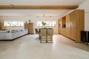 Interior - Spacious house with garden and free parking near Gouda center (Gouda)