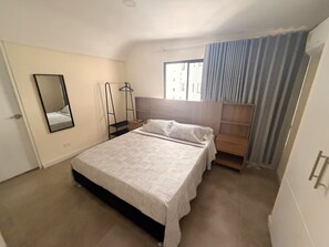 1 bedroom, iron/ironing board, Internet, bed sheets - Modern apartment in Bocagrande : Swimming pool, garage and close to the beach. (Cartagena de Indias)
