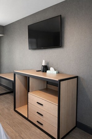 Deluxe Single Room | Interior