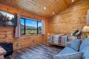 Interior - The Casita at Meadowdust Lodge (Greer)