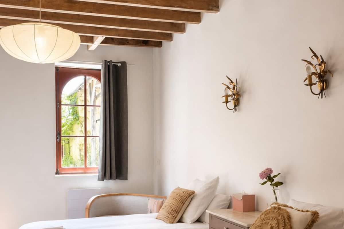 Doppel- oder Zweibettzimmer, Gartenblick