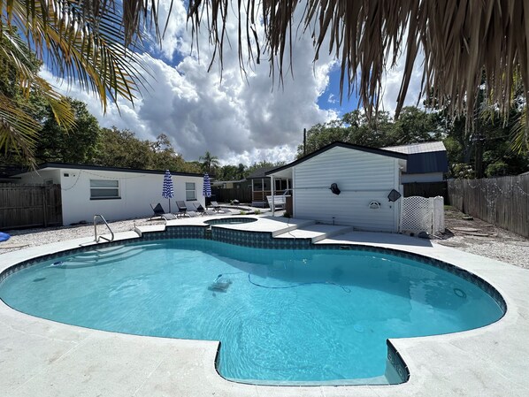 Pool - Paradise Haven drive heated pool and spa (Clearwater)