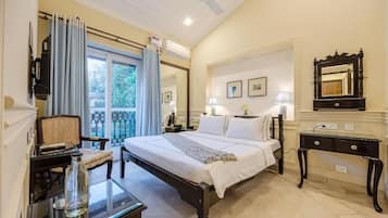 Vila luxo, sacada, vista para a cidade