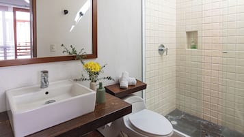 Shower, towels, soap, shampoo