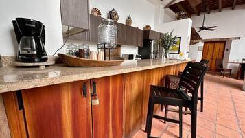 Hus, bassengutsikt | Eget kjøkken