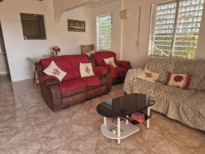 Quarto, 1 quarto, para fumantes, varanda | Sala de estar