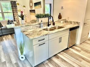 Interior - Blue Haven - Minutes From WEC, Springs, and More! (Ocala)