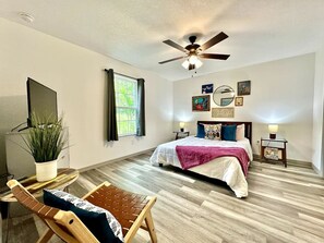 Room - Blue Haven - Minutes From WEC, Springs, and More! (Ocala)