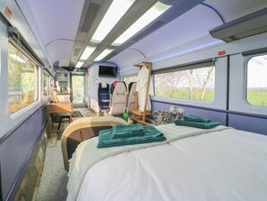 Room - The Carriage Ely Penzance (Ely)