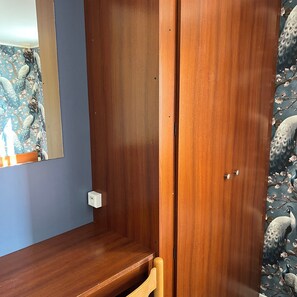 Interior - Mobile home with overhang (Sérignan)