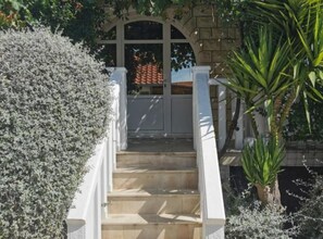 Exterior detail - Adriatic Guesthouse Balota - Bungalow with Terrace 1 (Viganj)
