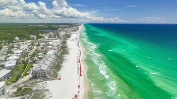Condo, Plusieurs lits (Beachside Villas 621) | Plage