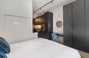 1 bedroom, iron/ironing board, WiFi, bed sheets - 1204 at The Tokyo (Cape Town)