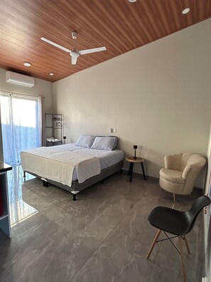 4 Schlafzimmer, kostenloses WLAN, Bettwäsche, Rollstuhlgeeignet