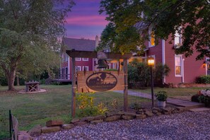Property grounds - The Farm Apartment at Gettysburg Farmstead (Mount Joy Township)