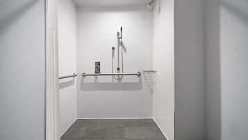 Zimmer, 1 King-Bett, barrierefrei (Roll-In Shower) | Badezimmer