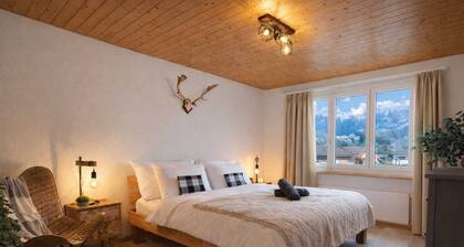 Charming 3-bedroom apartment in Frutigen perfect for your getaway