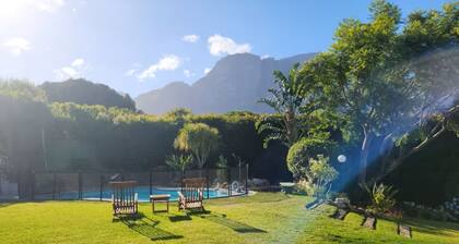 Secret garden hideaway 1