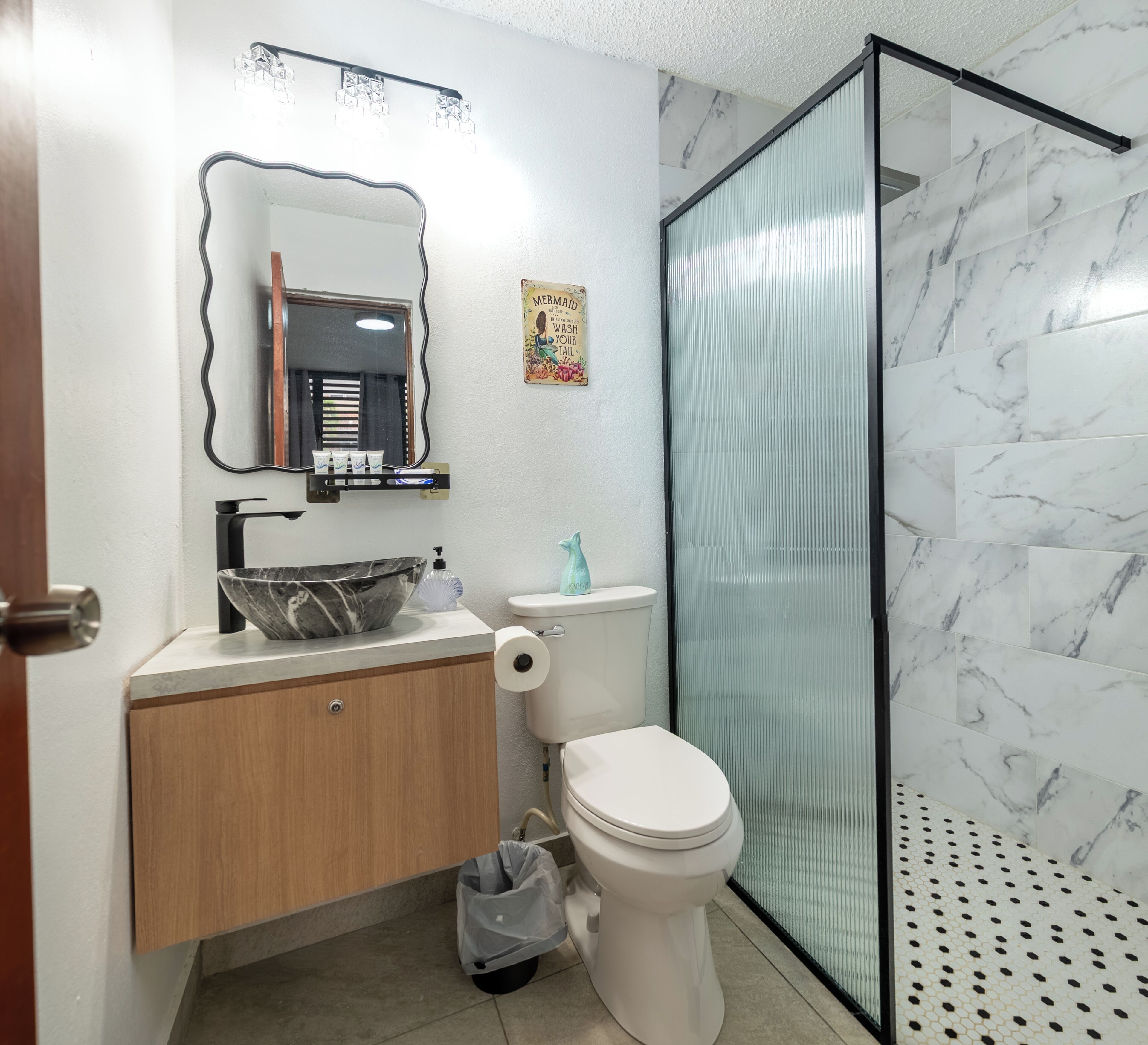 Family Apartment | Bathroom
