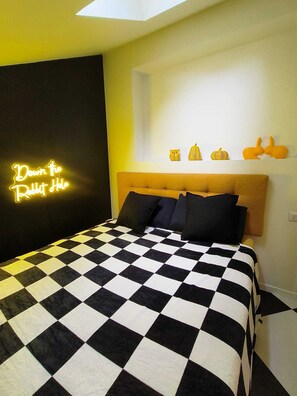 1 habitación, tabla de planchar con plancha, wifi y ropa de cama 
