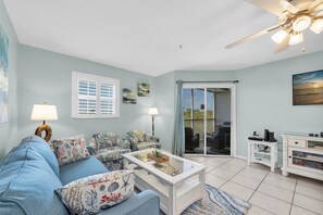 TV - Anna Maria Island -walk to the beach, shops and restaurants! (holmes Beach)